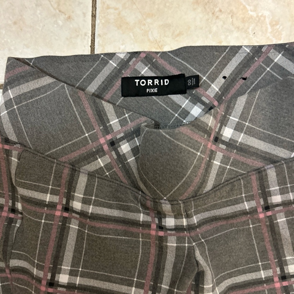 Torrid pixie pants sz oo sz 10 plaid gray pink - Picture 3 of 4
